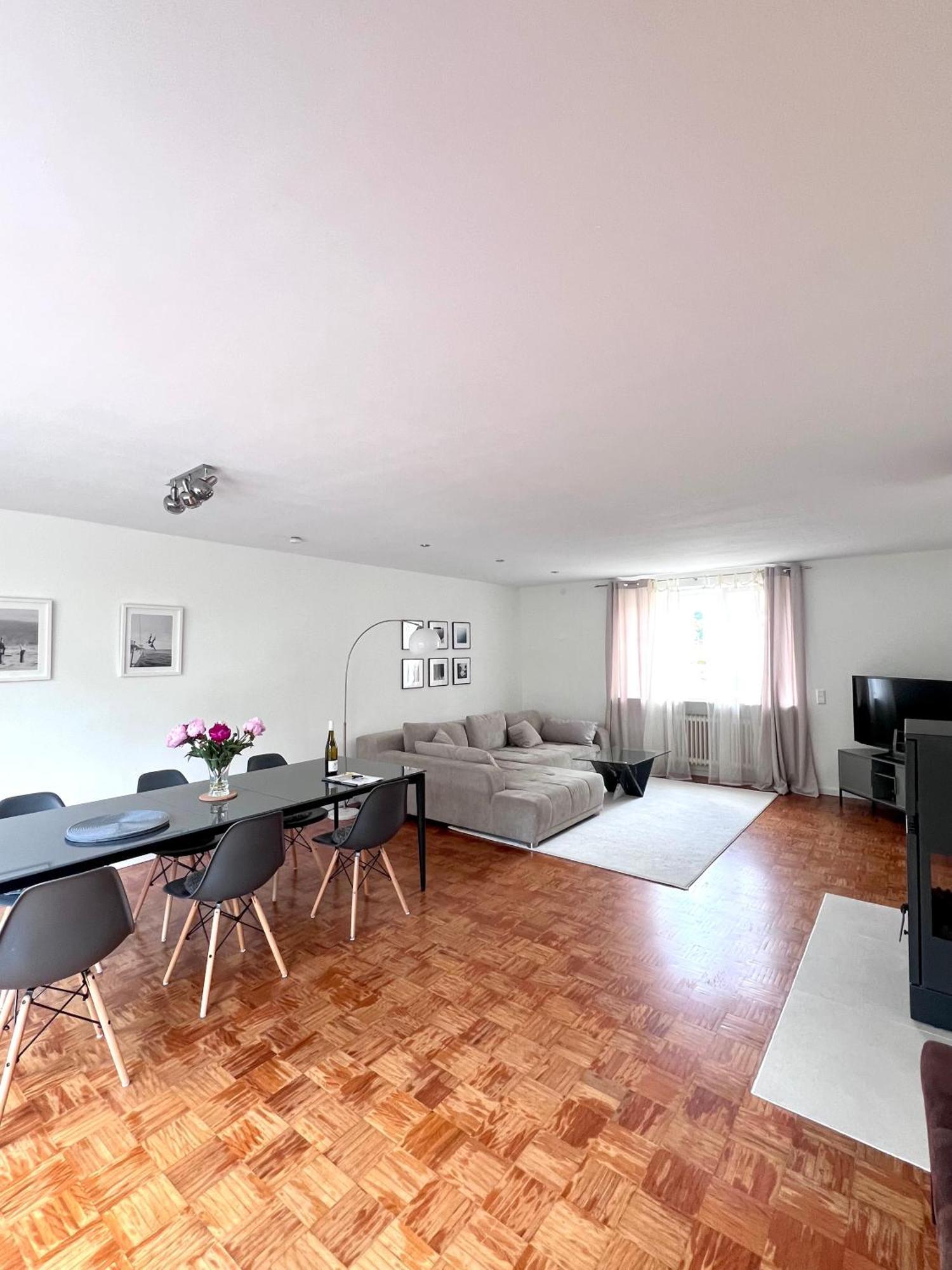 Privates Ferienhaus Mit Pool & Whirlpool Zentral In Bad Dürkheim Exterior foto
